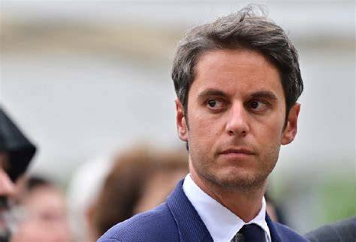 Gabriel Attal prêt à avoir un enfant avec son compagnon ? Le porte